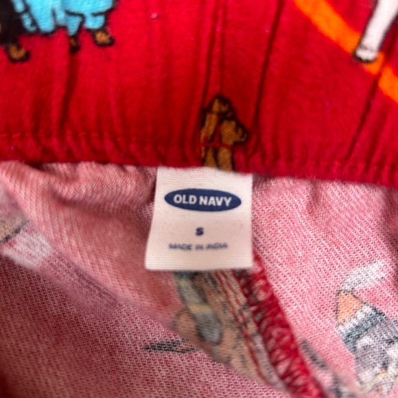Old navy fannel pajamas - Picture 2 of 3
